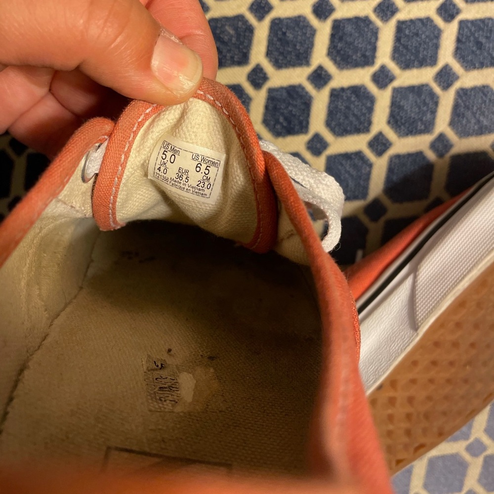 Authentic Vans - image 3